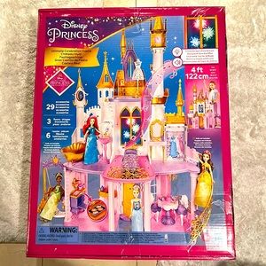 Hasbro Disney Princess Ultimate celebration castle (unopened)